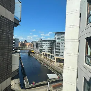 https://sugarhill-leeds-docks.yorkshirehotels.net